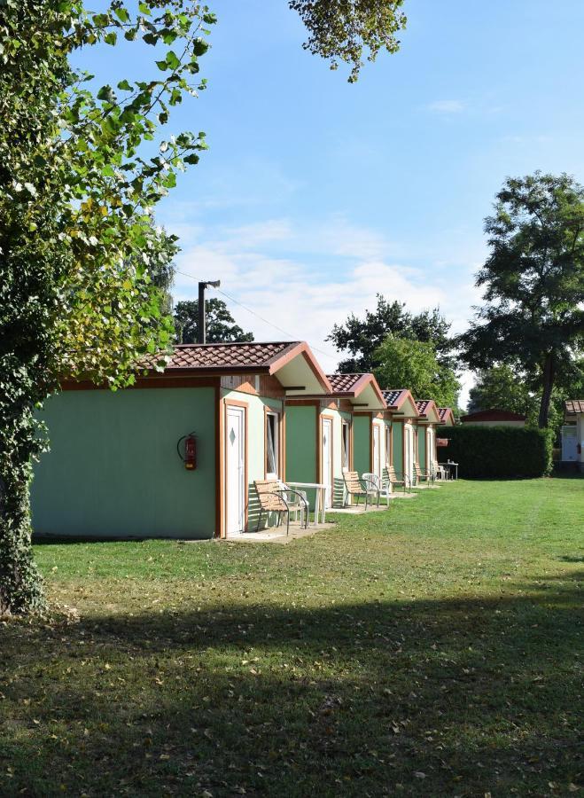 Marina Tynec N. L. - Kemp Tynec nad Labem Exterior photo